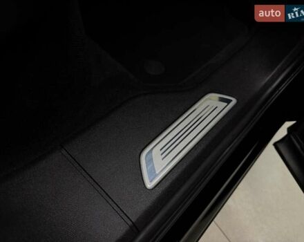 Черный Фольксваген Туарег, объемом двигателя 2.97 л и пробегом 123 тыс. км за 49900 $, фото 52 на Automoto.ua