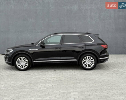 Черный Фольксваген Туарег, объемом двигателя 3 л и пробегом 188 тыс. км за 44555 $, фото 27 на Automoto.ua