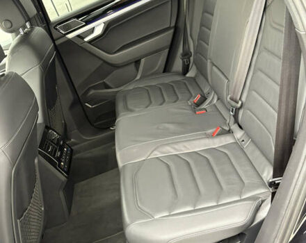 Черный Фольксваген Туарег, объемом двигателя 3 л и пробегом 188 тыс. км за 44555 $, фото 69 на Automoto.ua