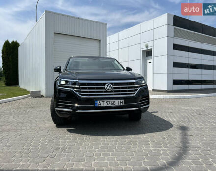 Черный Фольксваген Туарег, объемом двигателя 2.97 л и пробегом 121 тыс. км за 49800 $, фото 4 на Automoto.ua