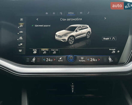 Черный Фольксваген Туарег, объемом двигателя 3 л и пробегом 115 тыс. км за 45500 $, фото 42 на Automoto.ua