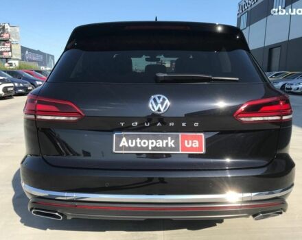 Чорний Фольксваген Туарег, об'ємом двигуна 3 л та пробігом 119 тис. км за 49990 $, фото 7 на Automoto.ua