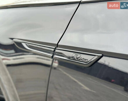 Черный Фольксваген Туарег, объемом двигателя 2.97 л и пробегом 129 тыс. км за 48500 $, фото 57 на Automoto.ua