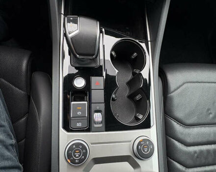 Черный Фольксваген Туарег, объемом двигателя 3 л и пробегом 188 тыс. км за 44555 $, фото 63 на Automoto.ua