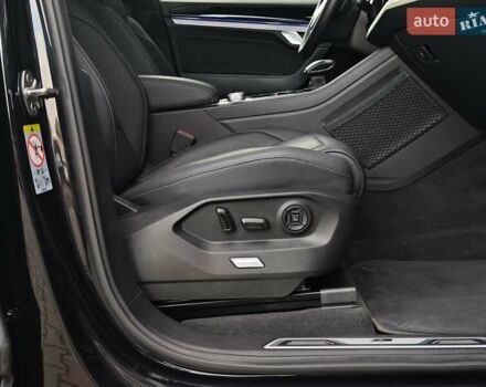 Черный Фольксваген Туарег, объемом двигателя 2.97 л и пробегом 98 тыс. км за 59980 $, фото 55 на Automoto.ua