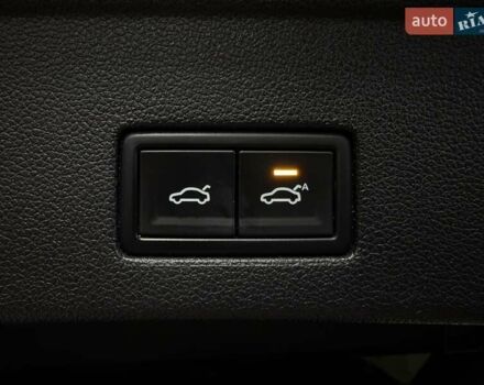 Черный Фольксваген Туарег, объемом двигателя 2.97 л и пробегом 123 тыс. км за 49900 $, фото 61 на Automoto.ua