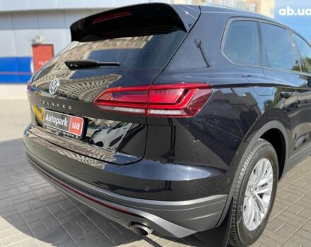 Чорний Фольксваген Туарег, об'ємом двигуна 3 л та пробігом 43 тис. км за 43990 $, фото 10 на Automoto.ua