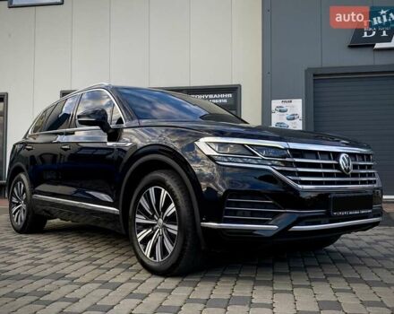 Черный Фольксваген Туарег, объемом двигателя 2.97 л и пробегом 130 тыс. км за 46500 $, фото 6 на Automoto.ua