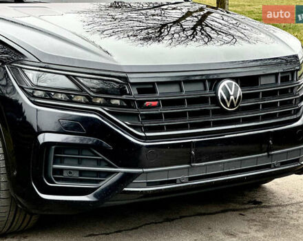 Черный Фольксваген Туарег, объемом двигателя 3 л и пробегом 115 тыс. км за 45500 $, фото 5 на Automoto.ua