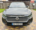 Черный Фольксваген Туарег, объемом двигателя 3 л и пробегом 195 тыс. км за 33700 $, фото 1 на Automoto.ua