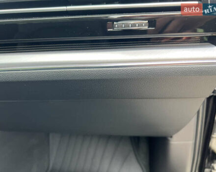 Черный Фольксваген Туарег, объемом двигателя 2.97 л и пробегом 121 тыс. км за 49800 $, фото 22 на Automoto.ua