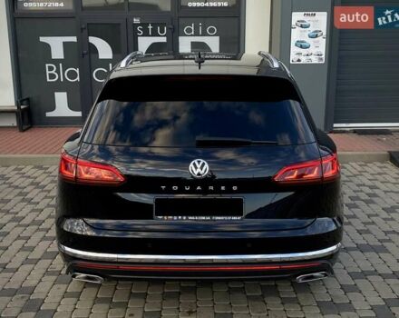 Черный Фольксваген Туарег, объемом двигателя 2.97 л и пробегом 130 тыс. км за 46500 $, фото 36 на Automoto.ua