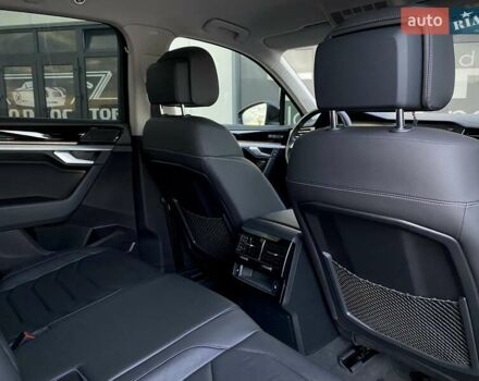 Черный Фольксваген Туарег, объемом двигателя 2.97 л и пробегом 130 тыс. км за 46999 $, фото 60 на Automoto.ua