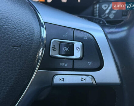 Черный Фольксваген Туарег, объемом двигателя 3 л и пробегом 195 тыс. км за 44600 $, фото 16 на Automoto.ua