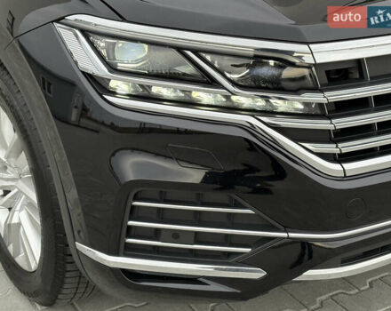 Черный Фольксваген Туарег, объемом двигателя 3 л и пробегом 188 тыс. км за 44555 $, фото 28 на Automoto.ua