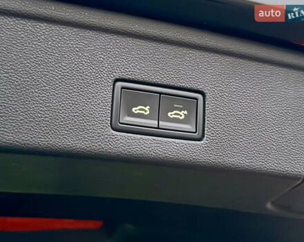 Черный Фольксваген Туарег, объемом двигателя 2.97 л и пробегом 165 тыс. км за 39900 $, фото 29 на Automoto.ua