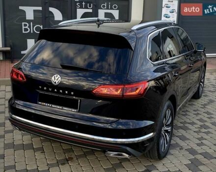 Черный Фольксваген Туарег, объемом двигателя 2.97 л и пробегом 130 тыс. км за 46500 $, фото 38 на Automoto.ua