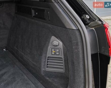 Черный Фольксваген Туарег, объемом двигателя 2.97 л и пробегом 98 тыс. км за 59980 $, фото 70 на Automoto.ua