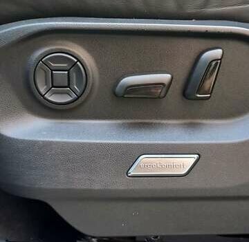 Черный Фольксваген Туарег, объемом двигателя 2.97 л и пробегом 163 тыс. км за 51500 $, фото 15 на Automoto.ua