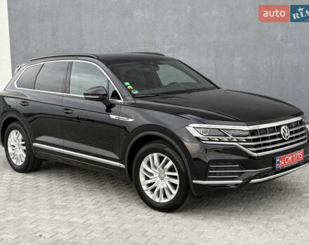 Черный Фольксваген Туарег, объемом двигателя 3 л и пробегом 188 тыс. км за 44555 $, фото 3 на Automoto.ua