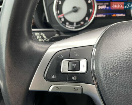 Черный Фольксваген Туарег, объемом двигателя 2.99 л и пробегом 135 тыс. км за 36950 $, фото 3 на Automoto.ua