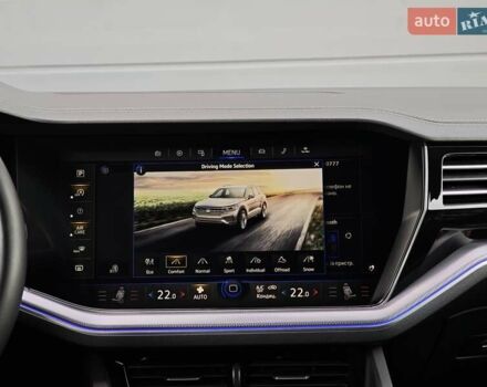 Черный Фольксваген Туарег, объемом двигателя 2.97 л и пробегом 98 тыс. км за 59980 $, фото 64 на Automoto.ua