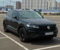 Черный Фольксваген Туарег, объемом двигателя 3 л и пробегом 163 тыс. км за 40000 $, фото 3 на Automoto.ua