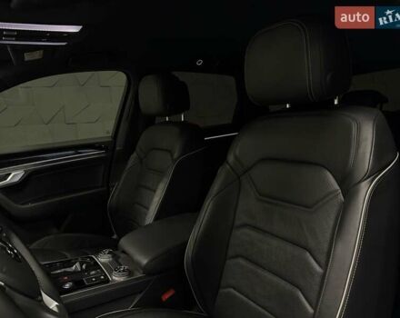 Черный Фольксваген Туарег, объемом двигателя 2.97 л и пробегом 123 тыс. км за 49900 $, фото 40 на Automoto.ua