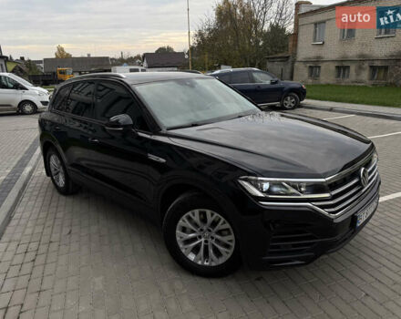 Фольксваген Туарег 2019 в Дубно на Automoto.ua Черный Фольксваген Туарег, объемом двигателя 3 л и пробегом 48 тыс. км за 43500 $, фото 73 на Automoto.ua