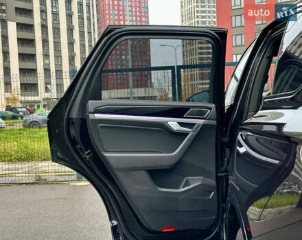 Черный Фольксваген Туарег, объемом двигателя 3 л и пробегом 141 тыс. км за 48500 $, фото 47 на Automoto.ua