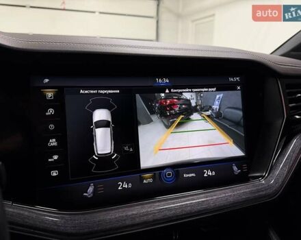 Черный Фольксваген Туарег, объемом двигателя 2.97 л и пробегом 123 тыс. км за 49900 $, фото 39 на Automoto.ua