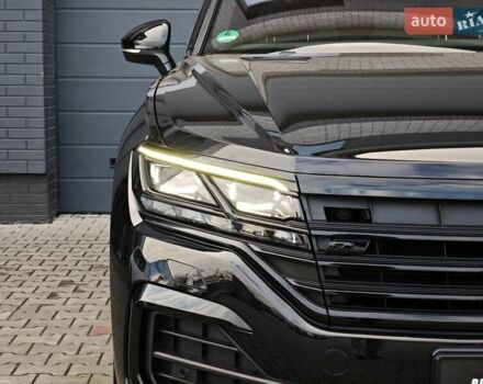 Черный Фольксваген Туарег, объемом двигателя 2.97 л и пробегом 98 тыс. км за 59980 $, фото 13 на Automoto.ua