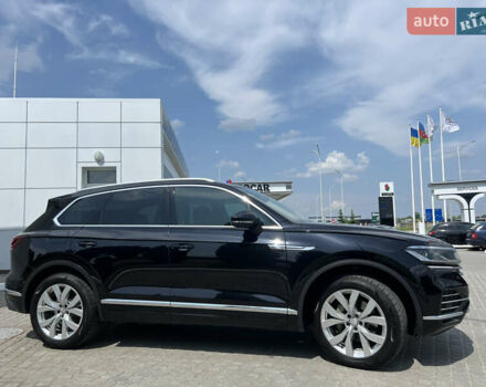 Черный Фольксваген Туарег, объемом двигателя 2.97 л и пробегом 121 тыс. км за 49800 $, фото 10 на Automoto.ua