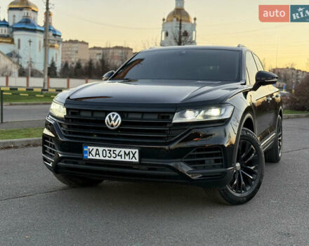 Черный Фольксваген Туарег, объемом двигателя 2.97 л и пробегом 165 тыс. км за 39900 $, фото 2 на Automoto.ua