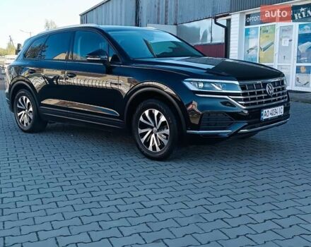 Черный Фольксваген Туарег, объемом двигателя 2.97 л и пробегом 255 тыс. км за 42000 $, фото 4 на Automoto.ua