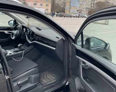 Черный Фольксваген Туарег, объемом двигателя 2.99 л и пробегом 135 тыс. км за 36950 $, фото 24 на Automoto.ua