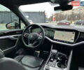 Черный Фольксваген Туарег, объемом двигателя 2.97 л и пробегом 129 тыс. км за 48500 $, фото 50 на Automoto.ua