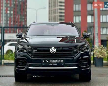 Черный Фольксваген Туарег, объемом двигателя 3 л и пробегом 141 тыс. км за 48500 $, фото 2 на Automoto.ua