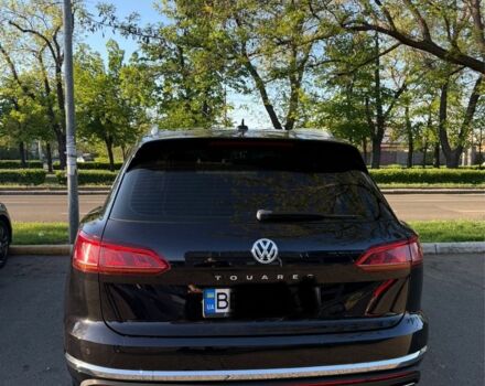 Черный Фольксваген Туарег, объемом двигателя 3 л и пробегом 147 тыс. км за 47000 $, фото 2 на Automoto.ua