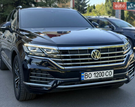 Черный Фольксваген Туарег, объемом двигателя 3 л и пробегом 195 тыс. км за 44600 $, фото 4 на Automoto.ua