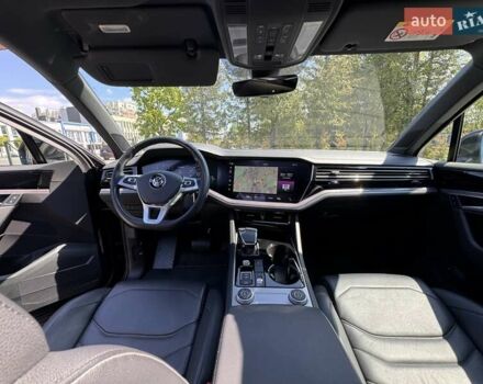 Черный Фольксваген Туарег, объемом двигателя 2.97 л и пробегом 194 тыс. км за 48200 $, фото 34 на Automoto.ua