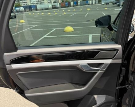 Черный Фольксваген Туарег, объемом двигателя 3 л и пробегом 163 тыс. км за 40000 $, фото 15 на Automoto.ua