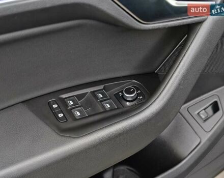 Черный Фольксваген Туарег, объемом двигателя 2.97 л и пробегом 98 тыс. км за 59980 $, фото 26 на Automoto.ua