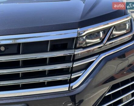 Черный Фольксваген Туарег, объемом двигателя 2.97 л и пробегом 194 тыс. км за 48200 $, фото 51 на Automoto.ua