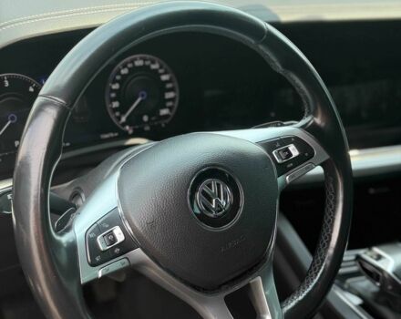 Черный Фольксваген Туарег, объемом двигателя 3 л и пробегом 163 тыс. км за 40000 $, фото 1 на Automoto.ua