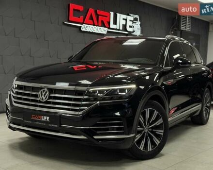 Черный Фольксваген Туарег, объемом двигателя 2.97 л и пробегом 123 тыс. км за 49900 $, фото 2 на Automoto.ua