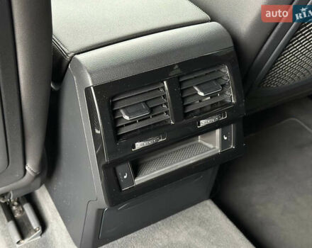 Черный Фольксваген Туарег, объемом двигателя 2.97 л и пробегом 129 тыс. км за 48500 $, фото 53 на Automoto.ua