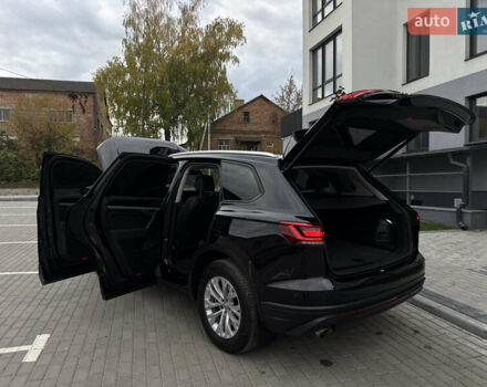 Фольксваген Туарег 2019 в Дубно на Automoto.ua Черный Фольксваген Туарег, объемом двигателя 3 л и пробегом 48 тыс. км за 43500 $, фото 70 на Automoto.ua