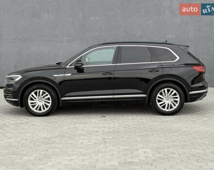 Черный Фольксваген Туарег, объемом двигателя 3 л и пробегом 188 тыс. км за 44555 $, фото 21 на Automoto.ua