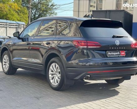 Чорний Фольксваген Туарег, об'ємом двигуна 3 л та пробігом 43 тис. км за 43990 $, фото 6 на Automoto.ua